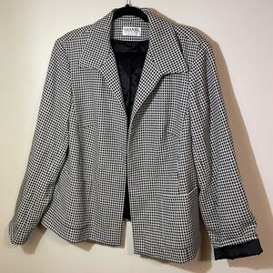 Gianni Blazer Women’s Size 16 made in USA black/white‎ cotton/wool blend jacket.